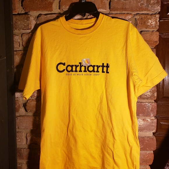 Carhartt Tops - Carhartt T shirt